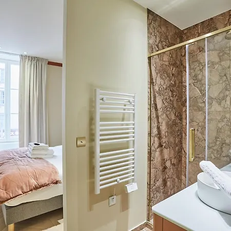 3 Bedrooms Center Of By Prestige * Παρίσι